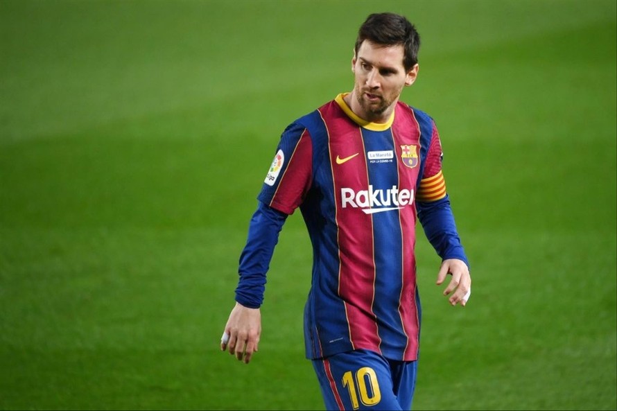 Messi cân bằng kỷ lục ghi bàn cho một đội bóng của Pele với 643 bàn  