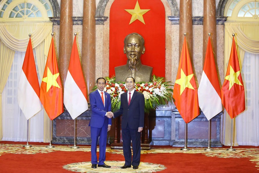 Chủ tịch nước Trần Đại Quang và Tổng thống Cộng hòa Indonesia Joko Widodo. Ảnh: Như Ý