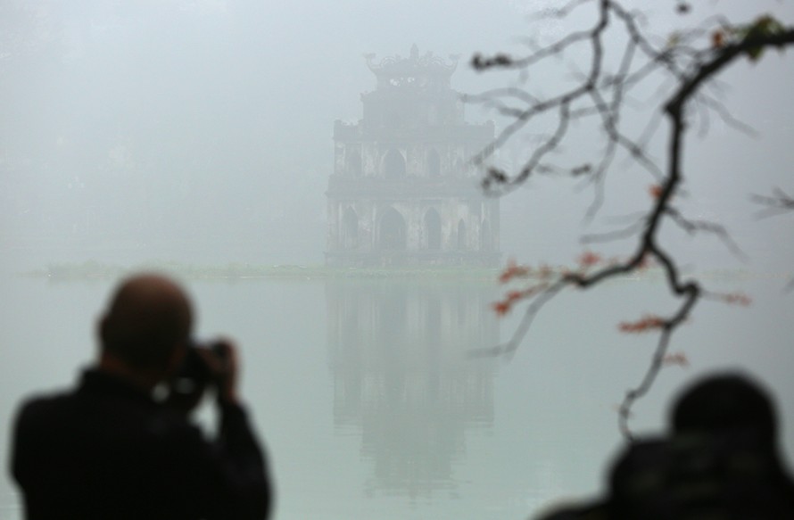 Săn sương mù bên hồ Hoàn Kiếm