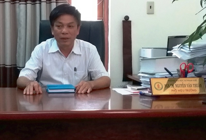 Ông Nguyễn Văn Thuận cho hay, nhà trường hiện nghiên cứu phương án xử lý và đã thành lập tổ thẩm định; nếu sự vụ vượt quá khả năng thẩm tra, trường sẽ đề nghị công an vào cuộc