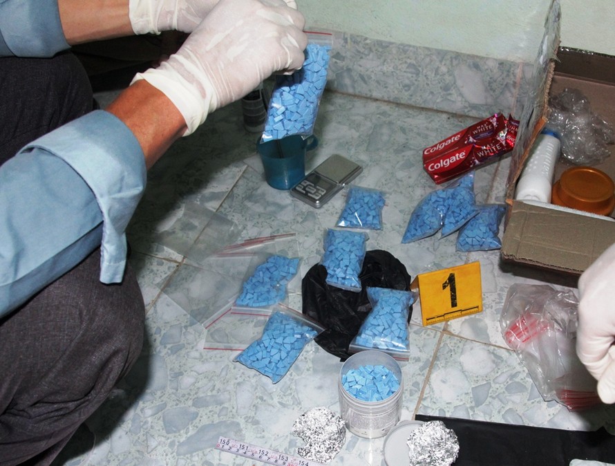 Thu giữ một lượng lớn ma túy trong đường dây buôn bán ma túy liên tỉnh từ Huế vào các tỉnh phía Nam.