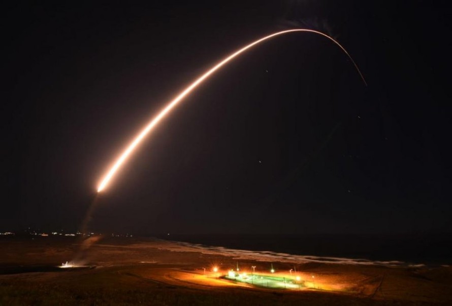 Chính quyền Biden lần đầu phóng tên lửa đạn đạo xuyên lục địa Minuteman III