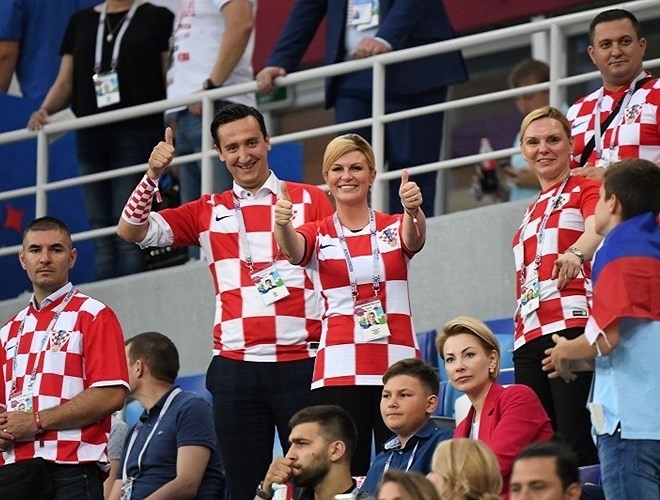 Tin nhanh: Nữ tổng thống 'tiếp lửa' cho Croatia đấu chung kết