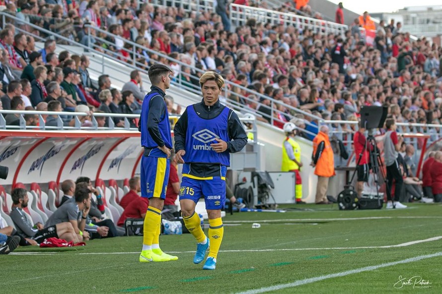 Công Phượng dự bị, Sint Truidense thua trận thứ 3 giải vô địch Bỉ