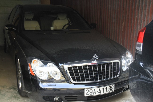 Chiếc xe Maybach mà nhóm Minh “sâm” Hưng “sóc” sử dụng trị giá 20 tỷ đồng tại cơ quan công an