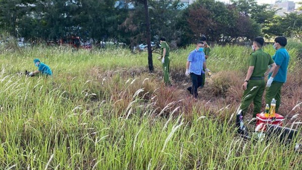 Đà Nẵng: Phát hiện thi thể cháy đen trong bụi cỏ