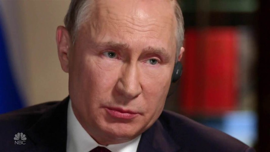 Tổng thống Nga Vladimir Putin trả lời phỏng vấn kênh NBC News. Ảnh cắt từ video
