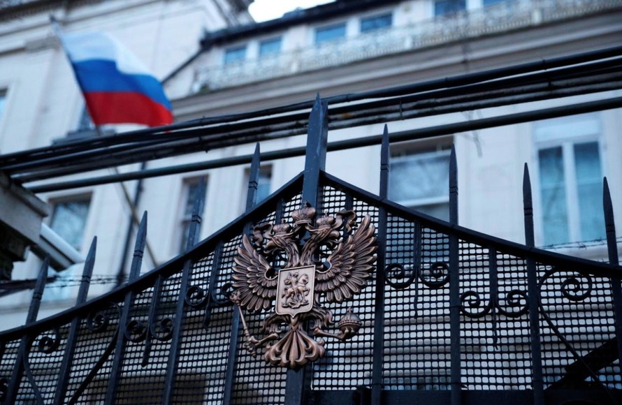Đại sứ quán Nga tại London (Anh). Ảnh: Reuters