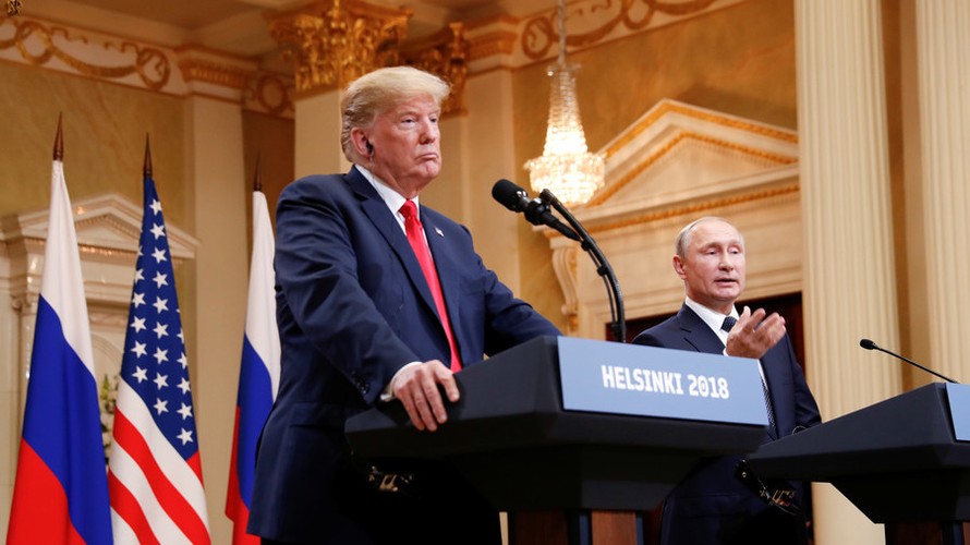 Tổng thống Mỹ Trump và Tổng thống Nga Putin họp báo tại Helsinki. Ảnh: Reuters