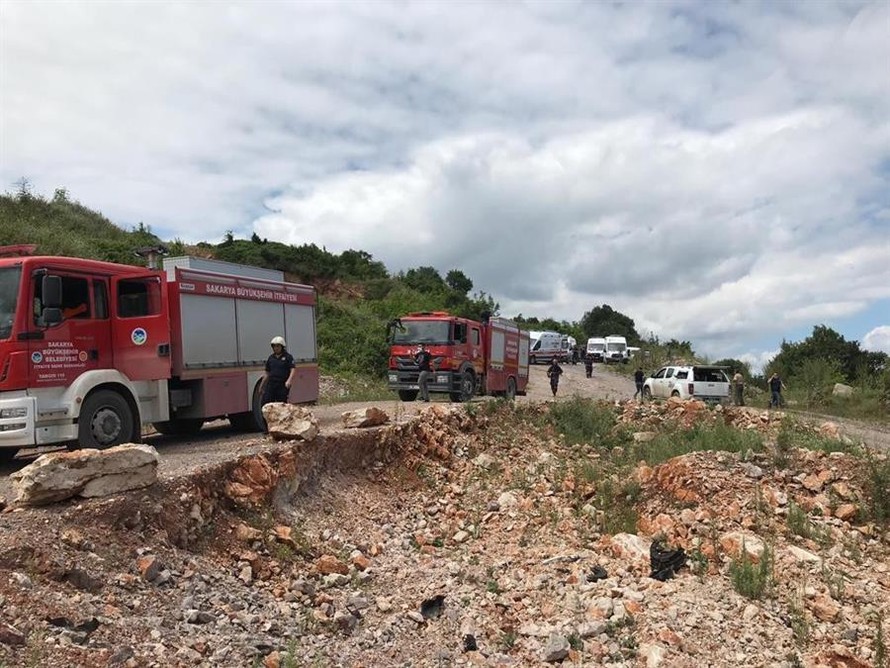 Xe cứu hỏa được điều đến hiện trường. Ảnh: Hurriyet Daily News