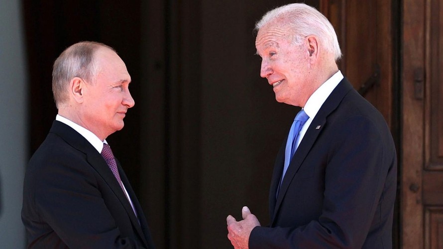 Tổng thống Mỹ Joe Biden (phải) và Tổng thống Nga Vladimir Putin. Ảnh: Điện Kremlin