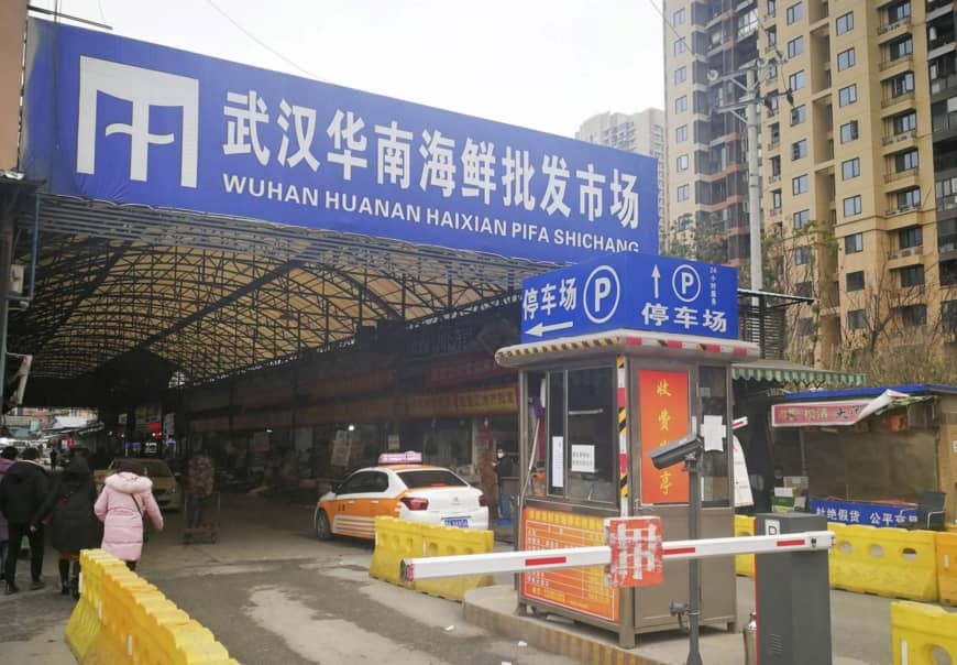Chợ hải sản ở Vũ Hán – nơi bị tình nghi khởi phát coronavirus mới. Ảnh: Kyodo.