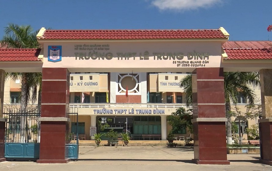 Từ năm 2017-2019, trường THPT Lê Trung Đình (TP. Quảng Ngãi, tỉnh Quảng Ngãi) có nhiều sai phạm về tài chính. Ảnh: Nguyễn Ngọc
