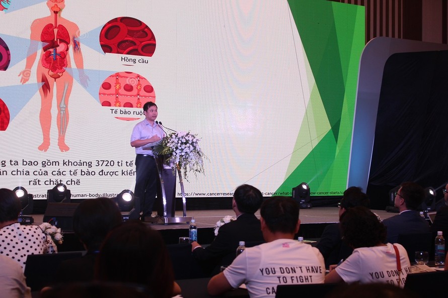 Diễn đàn bệnh nhân ung thư 2018 diễn ra tại Đà Nẵng với sự tham gia của gần 200 bệnh nhân ung thư và người thân. Ảnh: Giang Thanh