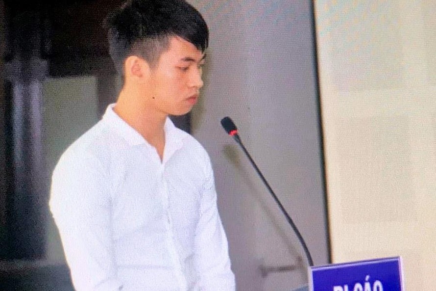Bị cáo Hồ Xuân Huy tại tòa
