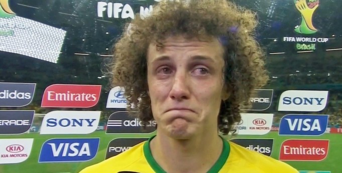 David Luiz vẫn còn “tân”.