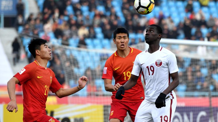 U23 Trung Quốc bị loại sau khi thua U23 Qatar.