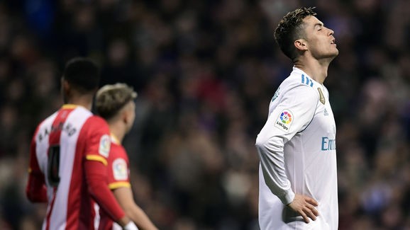 Cristiano Ronaldo tiếp tục đối mặt cáo buộc trốn thuế.