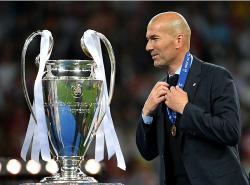 HLV Zidane rời Real Madrid vì cảm thấy bị tổn thương?
