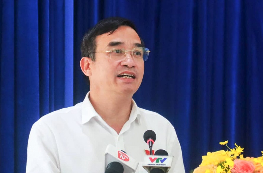 Ông Lê Trung Chinh, tân Chủ tịch UBND TP Đà Nẵng tại buổi tiếp xúc cử tri chiều ngày 15/11 - Ảnh: Nguyễn Thành