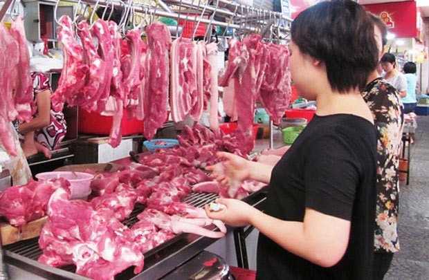 Nguy cơ tiếp tục dư thừa thịt lợn từ nay đến cuối năm