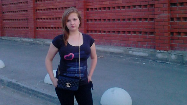 Cô Kristina Medvedeva, 22 tuổi ở thành phố Ekaterinburg, Nga bị sát hại dã man vào ngày đầu tiên hẹn hò.