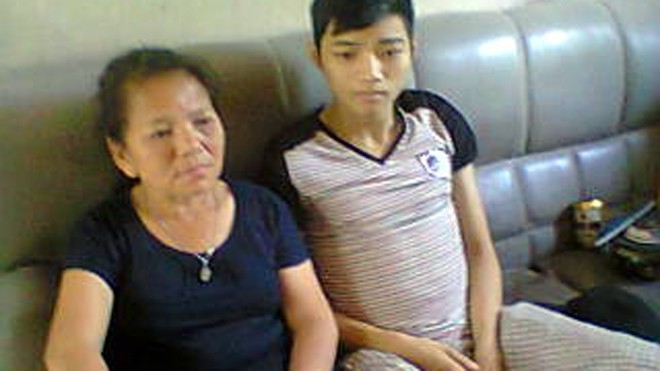 Trần Ngọc Anh và bà Trần Thị Hiên