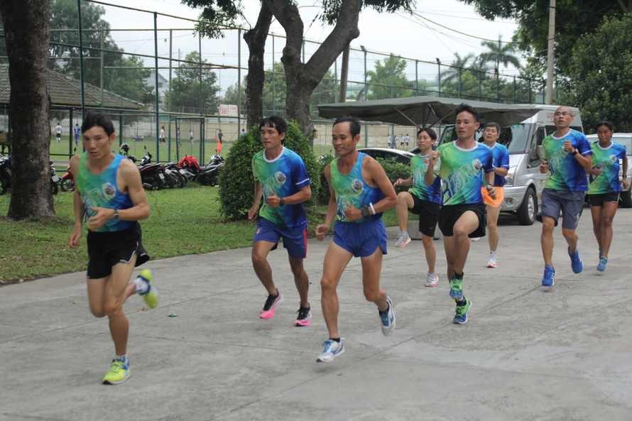 Tiền Phong Marathon 2020: Đội Bình Dương háo hức 'xông trận'