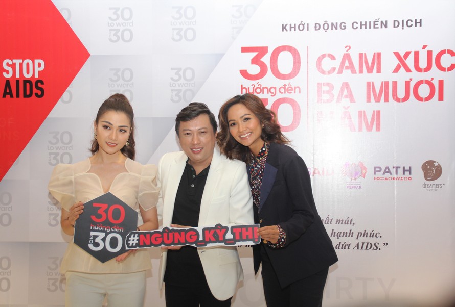 Hoa hậu H'Hen Niê, diễn viên Hồng Ánh hào hứng khởi động chiến dịch 'Cảm xúc 30 năm'