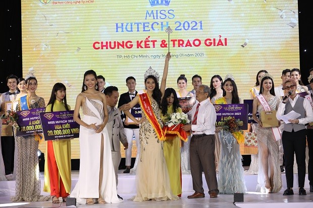 Mai Hiếu Ngân đăng quang Hoa khôi Miss HUTECH 2021