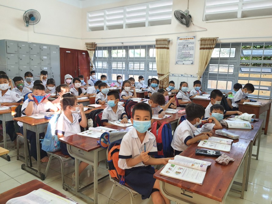 TPHCM thành lập 9 hội đồng chọn SGK tiểu học năm 2021