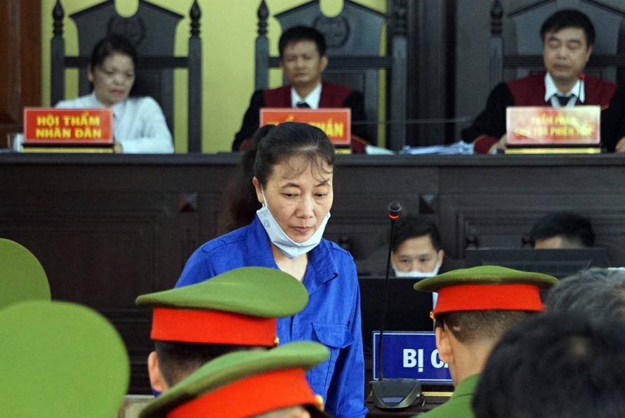 Bị cáo Nguyễn Thị Hồng Nga tại tòa.