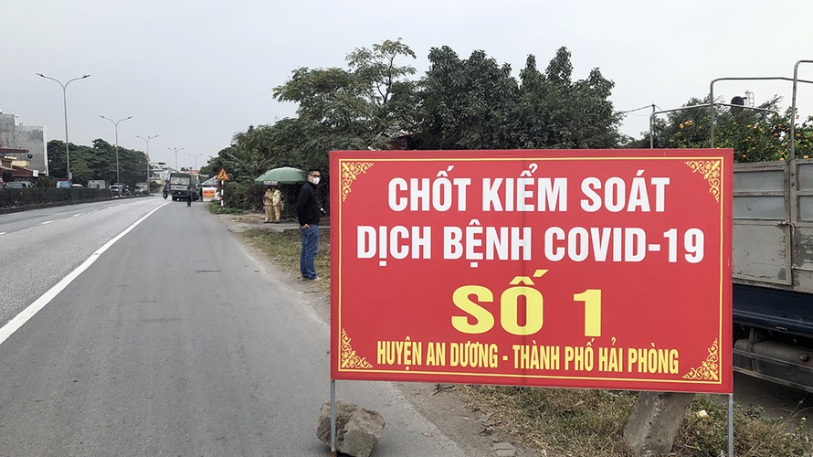 Chốt kiểm soát COVID-19 tại huyện An Dương, TP Hải Phòng.