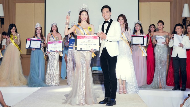 Phạm Anh Thư đăng quang Hoa hậu Phụ nữ Sắc đẹp 2017