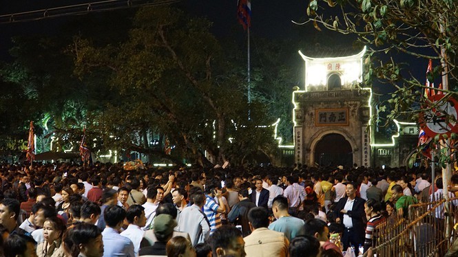Dự kiến du khách đổ về Nam Định dự lễ Khai ấn đền Trần năm nay sẽ tăng vọt - Ảnh: Hoàng Long