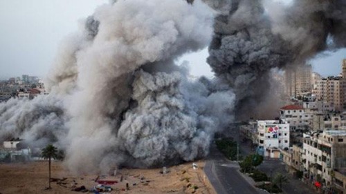 Một vụ không kích của Israel vào dải Gaza tháng 11/2012 (Ảnh: Press TV)
