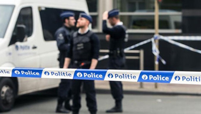 Lực lượng An ninh Bỉ canh gác hiện trường vụ tấn công ở nhà ga metro Maalbeek.