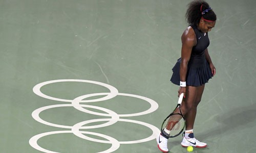 Serena bất ngờ dừng bước ở vòng ba nội dung đơn nữ tại Olympic 2016. Ảnh: Reuters.