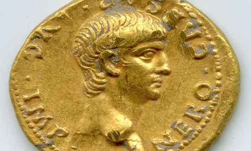 Đồng xu vàng khắc hình hoàng đế La Mã Nero. Ảnh: UNC Charlotte.