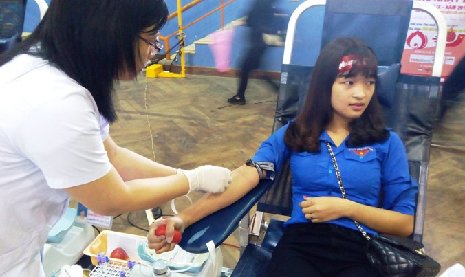  Đoàn viên, thanh niên, sinh viên là nguồn cung cấp máu chủ yếu mỗi dịp Tết nguyên đán tại Huế từ nhiều năm nay.