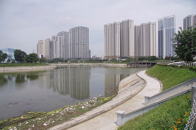 Quận Thanh Xuân đã chủ động phối hợp với Sở TN&MT thống nhất và trình Thành phố xin chủ trương khoan thăm dò để cấp bổ sung nguồn nước cho hồ điều hòa tại Công viên Thanh Xuân.