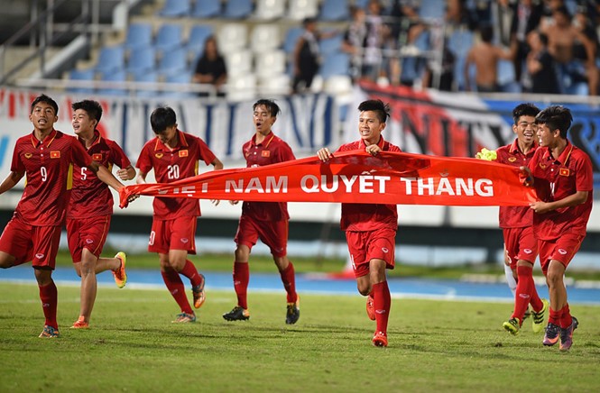 Việt Nam đã đánh bại kình địch Thái Lan để vô địch giải U15 Đông Nam Á.
