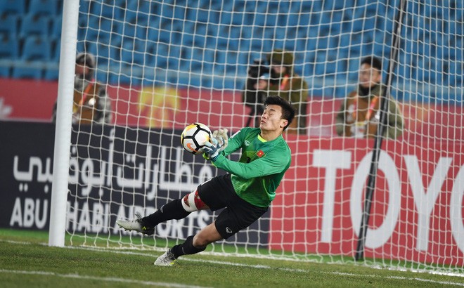 Thủ môn Bùi Tiến Dũng được đánh giá đã chơi tốt ở trận đấu của U23 Việt Nam với U23 Oman tối 5/8.