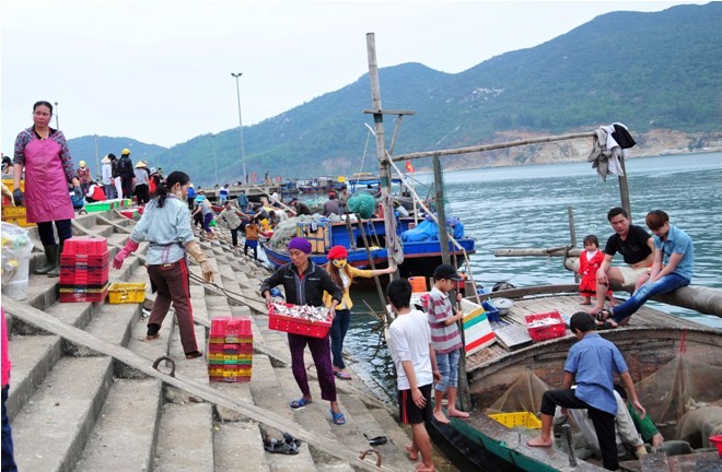 Hà Tĩnh: Lộc biển đầu năm