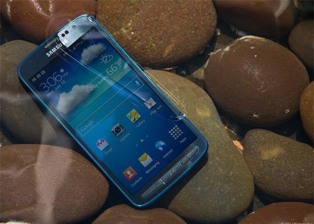 6 smartphone chống nước tốt nhất hiện nay