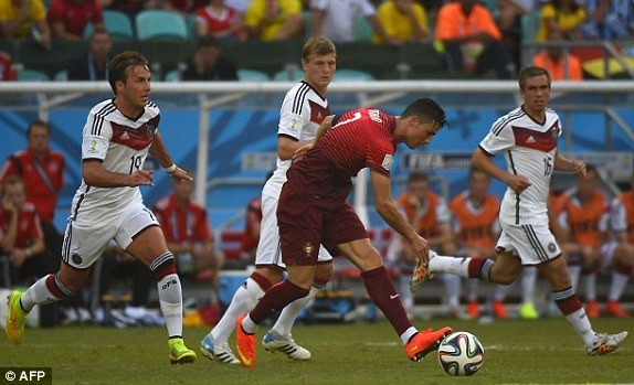 Ronaldo và đồng đội thua đau 0-4 trước Đức