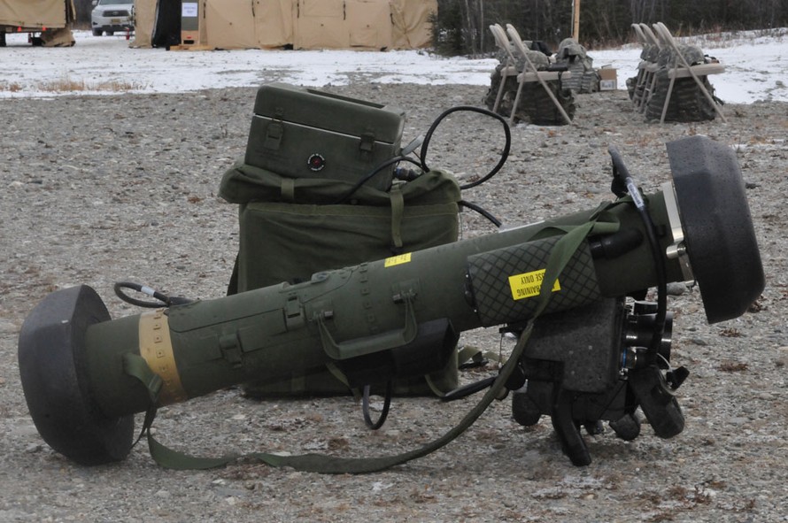 Bản tin 10h: Ukraine nhận tên lửa chống tăng Javelin từ Mỹ