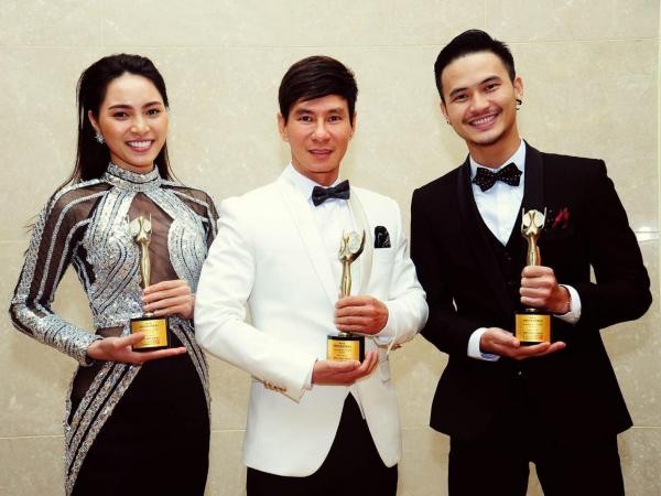 Lý Hải tiếp tục quay trở lại Hàn Quốc nhận giải thưởng điện ảnh 