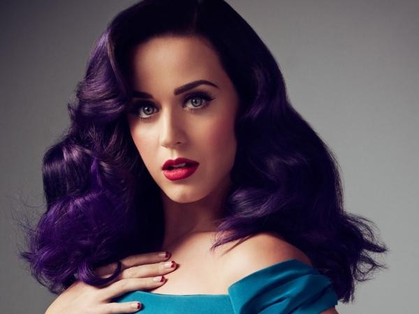 Katy Perry "dội bom" fan với thông tin về ca khúc mới