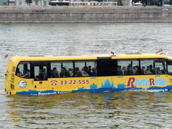 Xe buýt trên sông - không thể không "GATO" với teen Sài Gòn! 
